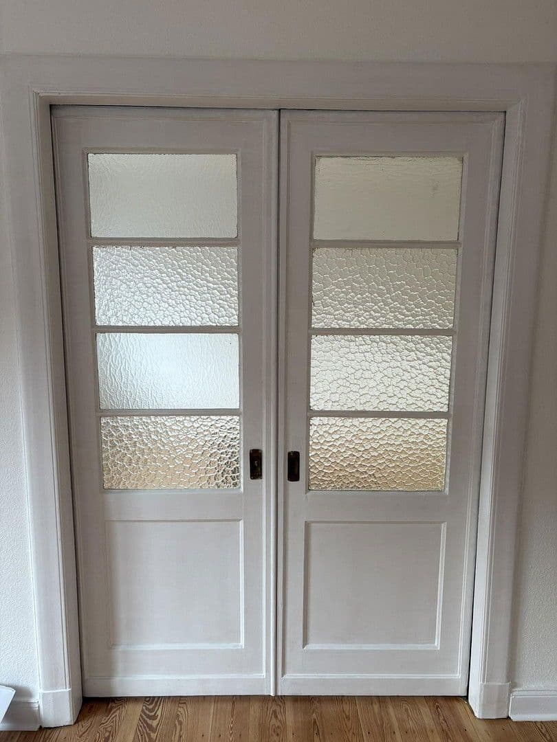 Pronájem bytu 3+1 80 m², Hamburger Chaussee 38, kiel, Šlesvicko-Holštýnsko Pronájem bytu 3+1 80 m², Hamburger Chaussee 38, kiel, Šlesvicko-Holštýnsko