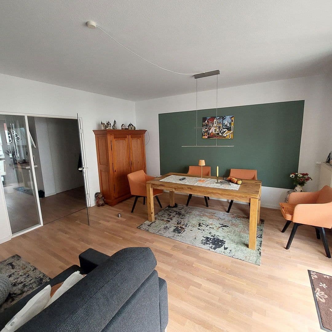 Prodej bytu 3+1 99 m², Bremen, Bremen Prodej bytu 3+1 99 m², Bremen, Bremen