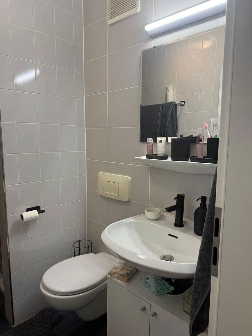 Prodej bytu 1+1 24 m², Godramsteiner Str 1, Landau, Porýní-Falc Prodej bytu 1+1 24 m², Godramsteiner Str 1, Landau, Porýní-Falc