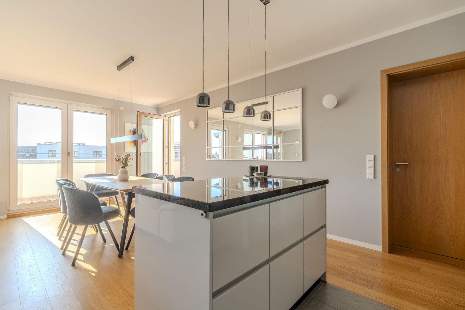 Prodej bytu  153 m², Koblenzer Str. 45, Frankfurt am Main, Hessen Prodej bytu  153 m², Koblenzer Str. 45, Frankfurt am Main, Hessen