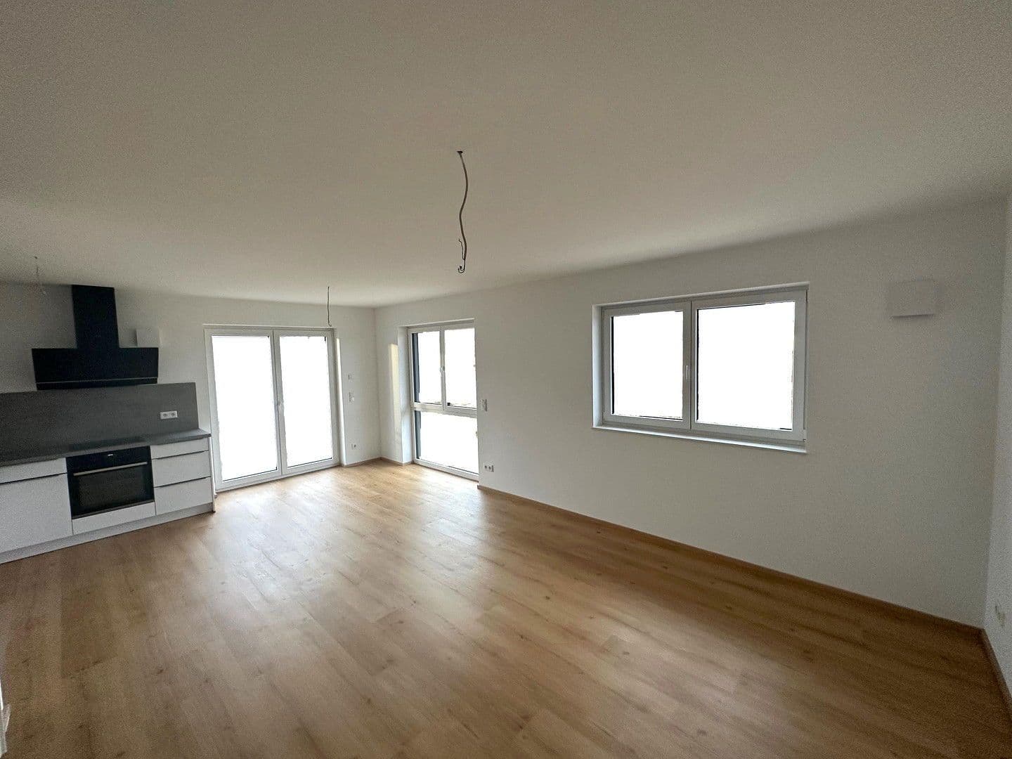 Pronájem bytu 3+1 83 m², Erlangen, Bavorsko Pronájem bytu 3+1 83 m², Erlangen, Bavorsko