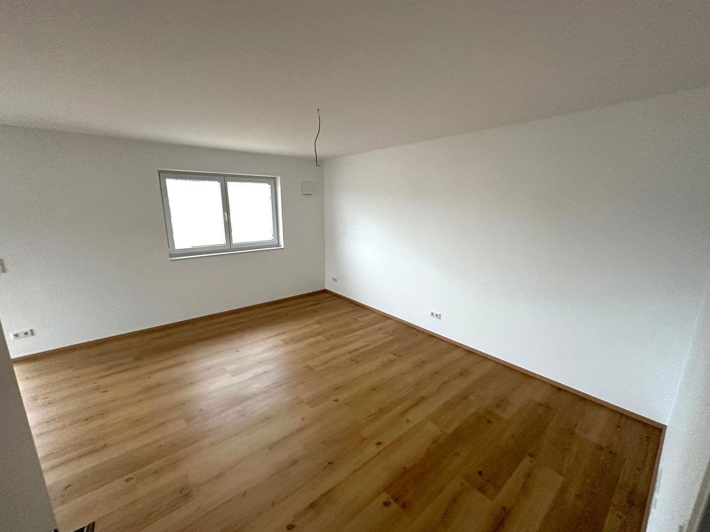 Pronájem bytu 3+1 83 m², Erlangen, Bavorsko Pronájem bytu 3+1 83 m², Erlangen, Bavorsko