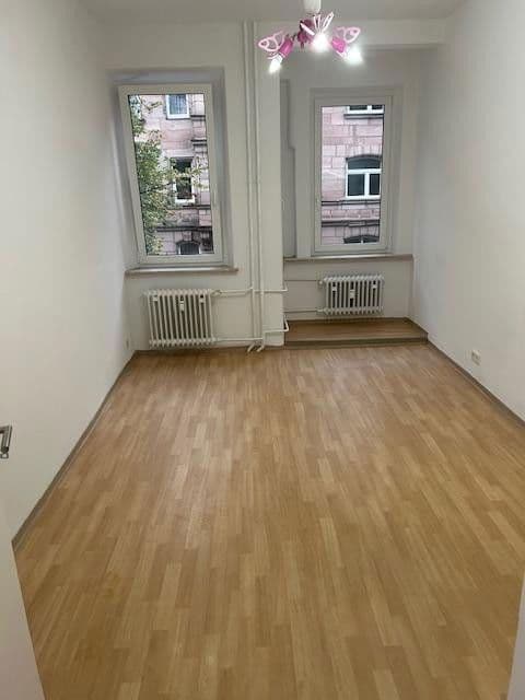 Prodej bytu 2+1 62 m², Okenstraße 19, Nürnberg, Bavorsko Prodej bytu 2+1 62 m², Okenstraße 19, Nürnberg, Bavorsko