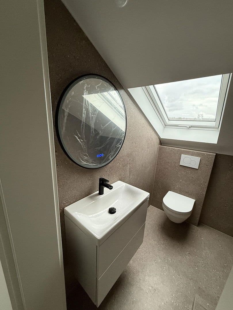 Pronájem bytu 3+1 47 m², Kornwestheim, Bádensko-Württembersko Pronájem bytu 3+1 47 m², Kornwestheim, Bádensko-Württembersko