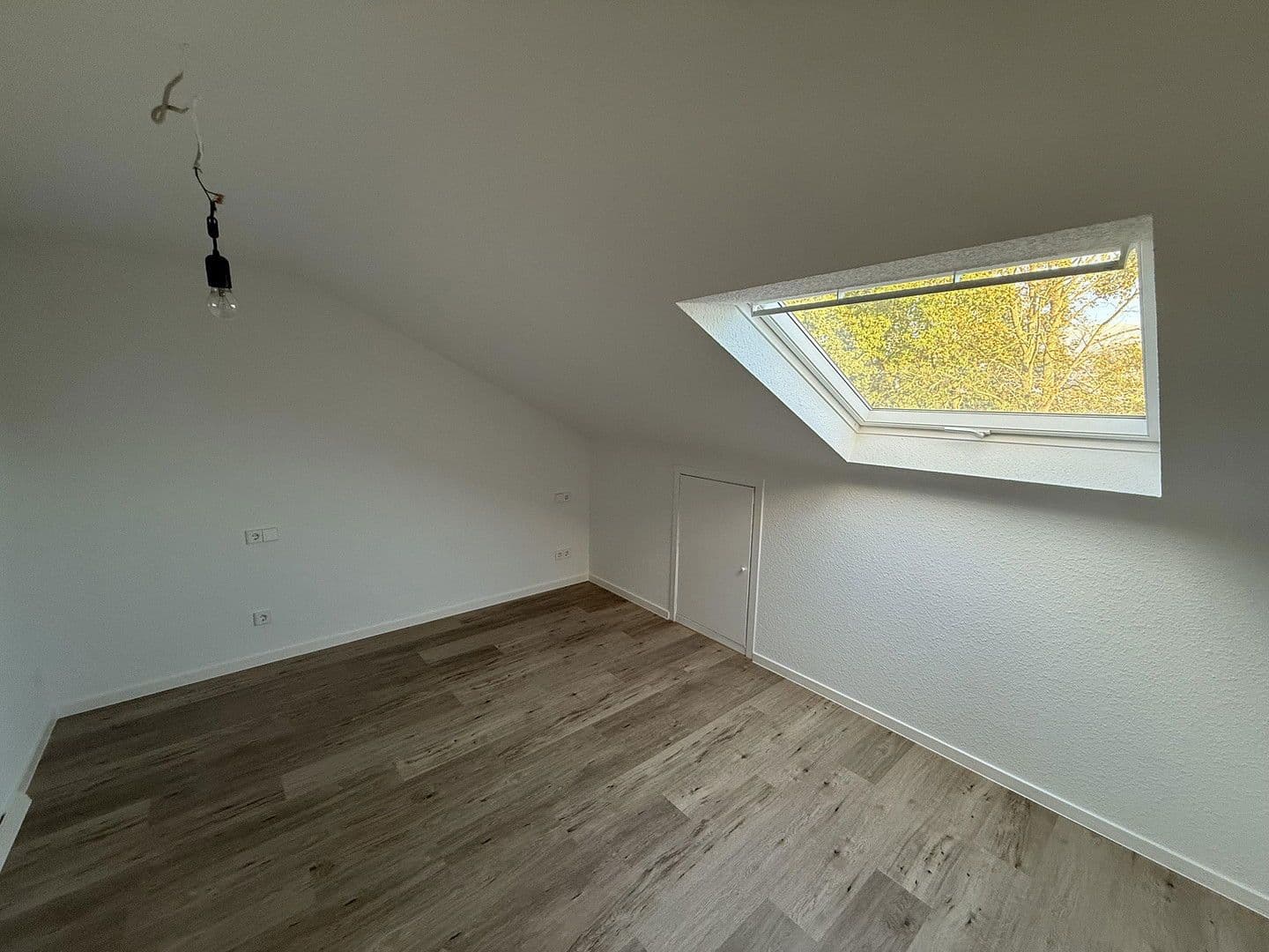 Pronájem bytu 3+1 47 m², Kornwestheim, Bádensko-Württembersko Pronájem bytu 3+1 47 m², Kornwestheim, Bádensko-Württembersko