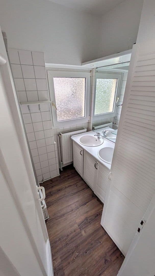 Pronájem bytu 3+1 84 m², Fuhrstraße 35, Ennepetal, Severní Porýní-Vestfálsko Pronájem bytu 3+1 84 m², Fuhrstraße 35, Ennepetal, Severní Porýní-Vestfálsko