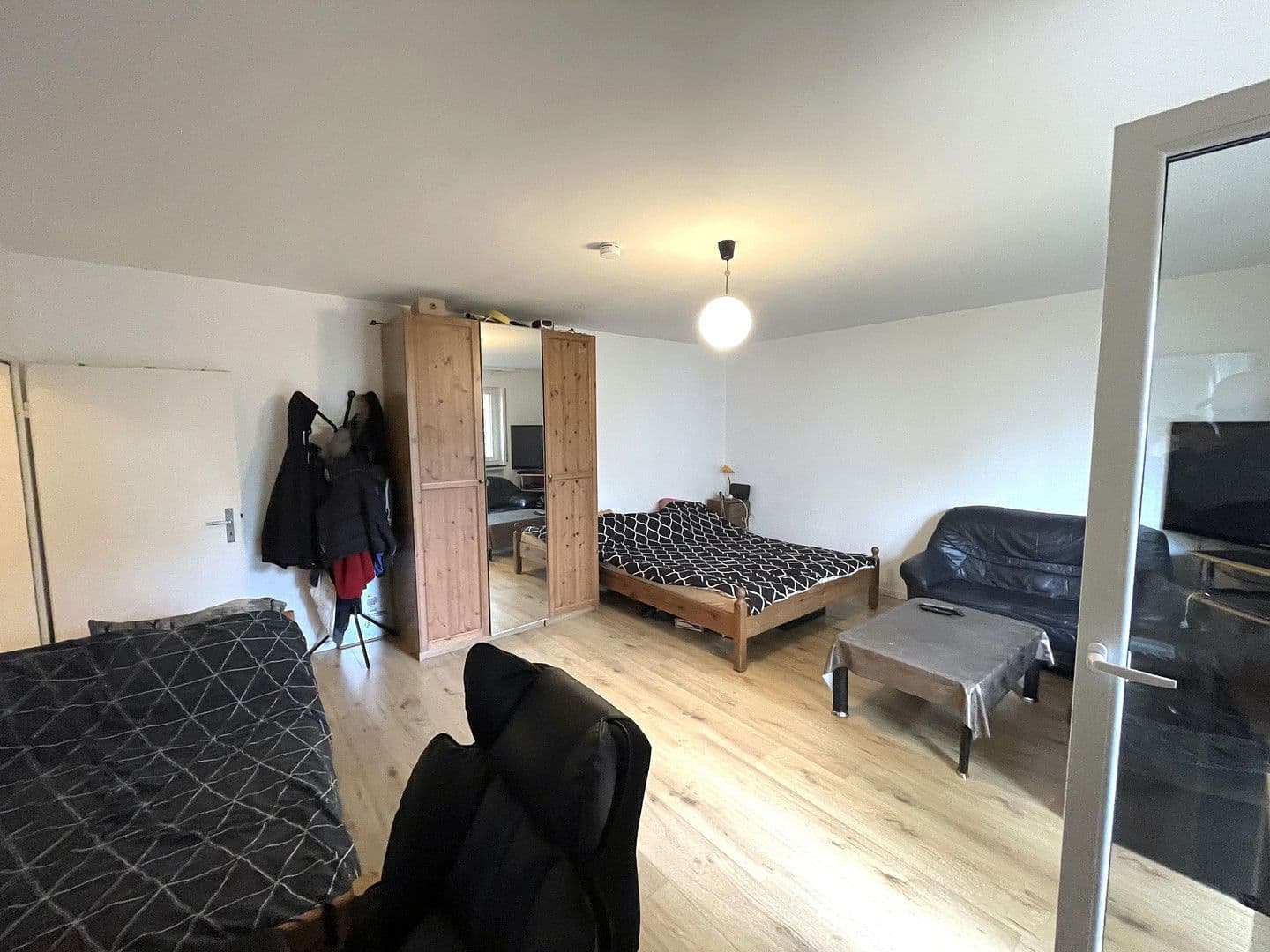 Prodej bytu 1+1 40 m², Daimlerstrasse 2a, Wiesbaden, Hessen Prodej bytu 1+1 40 m², Daimlerstrasse 2a, Wiesbaden, Hessen