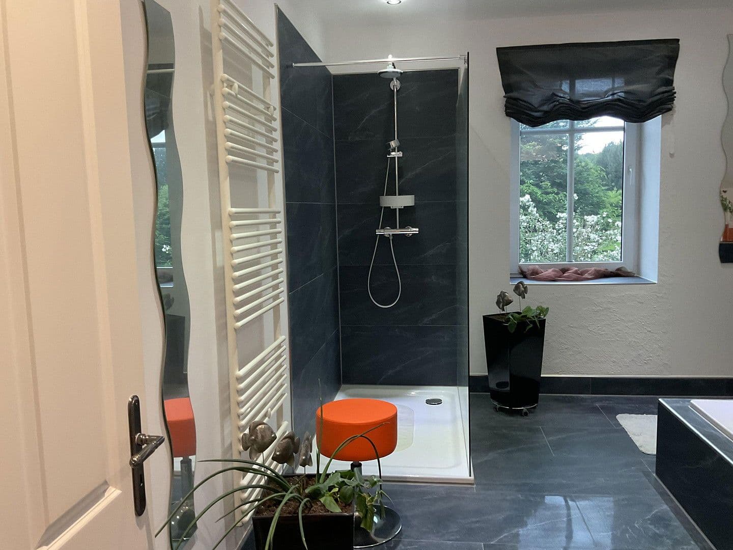 Prodej domu 180 m², pozemek 2.889 m², Nienstädt, Dolní Sasko Prodej domu 180 m², pozemek 2.889 m², Nienstädt, Dolní Sasko