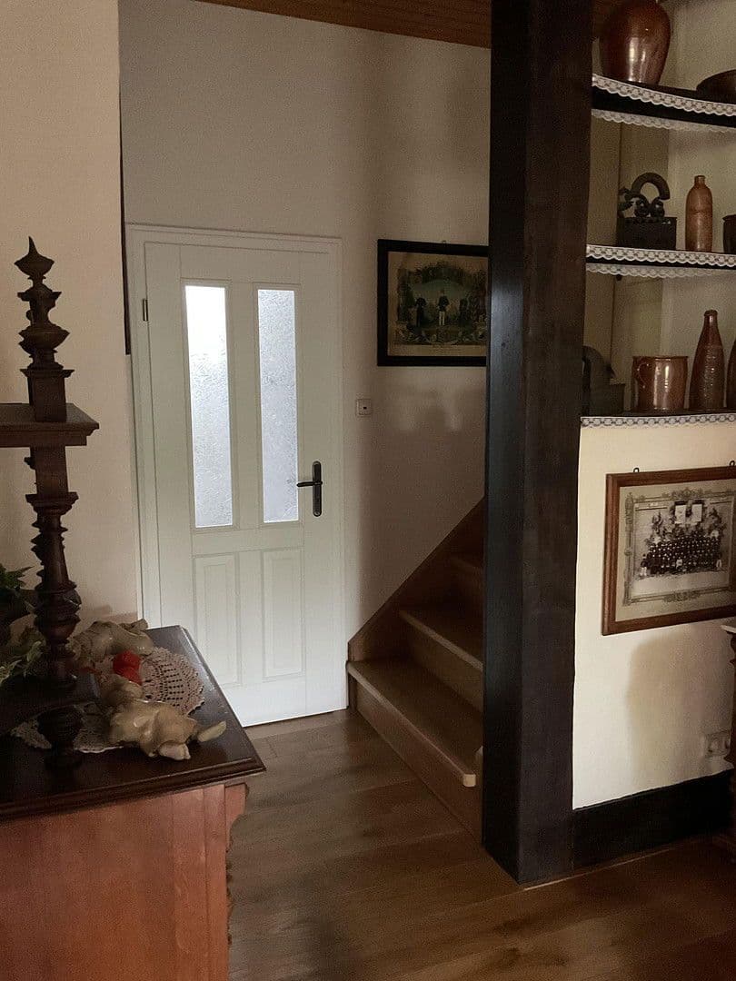 Prodej domu 180 m², pozemek 2.889 m², Nienstädt, Dolní Sasko Prodej domu 180 m², pozemek 2.889 m², Nienstädt, Dolní Sasko