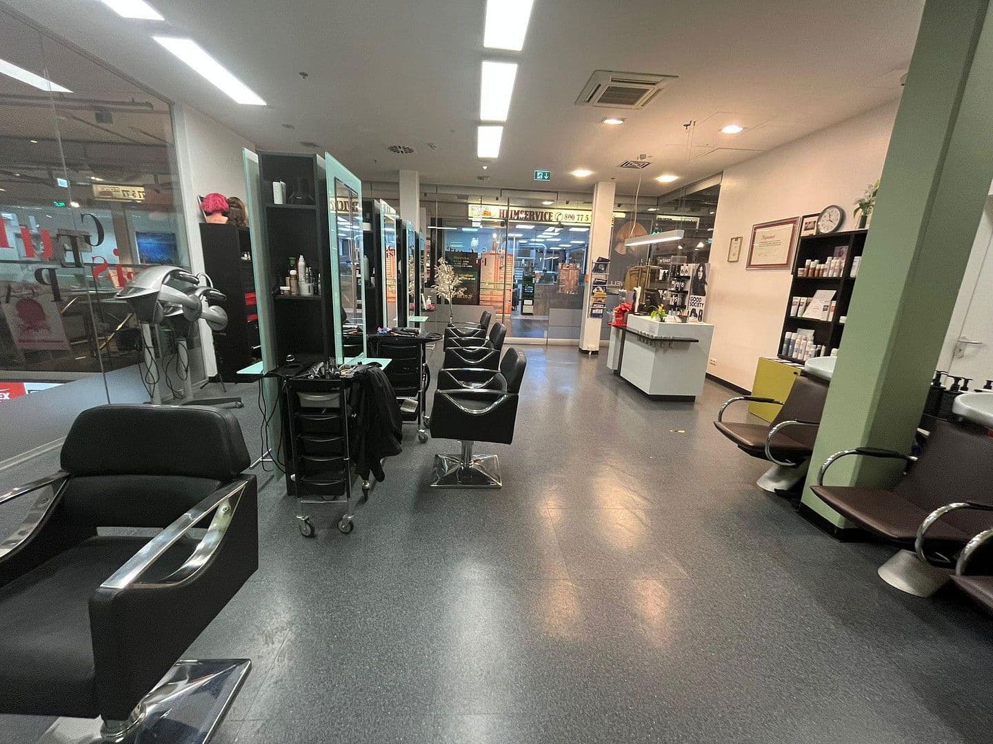 Pronájem nebytového prostoru 74 m², germering, Bavorsko Pronájem nebytového prostoru 74 m², germering, Bavorsko