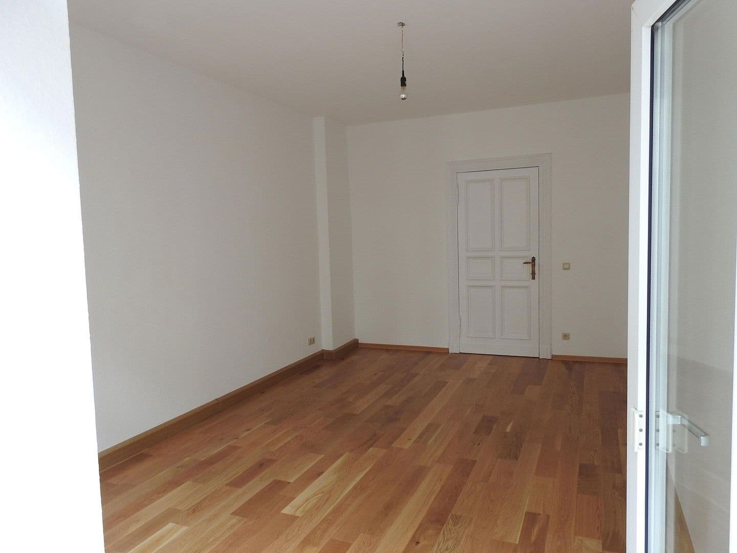 Prodej bytu 2+1 73 m², Berlin, Berlín Prodej bytu 2+1 73 m², Berlin, Berlín