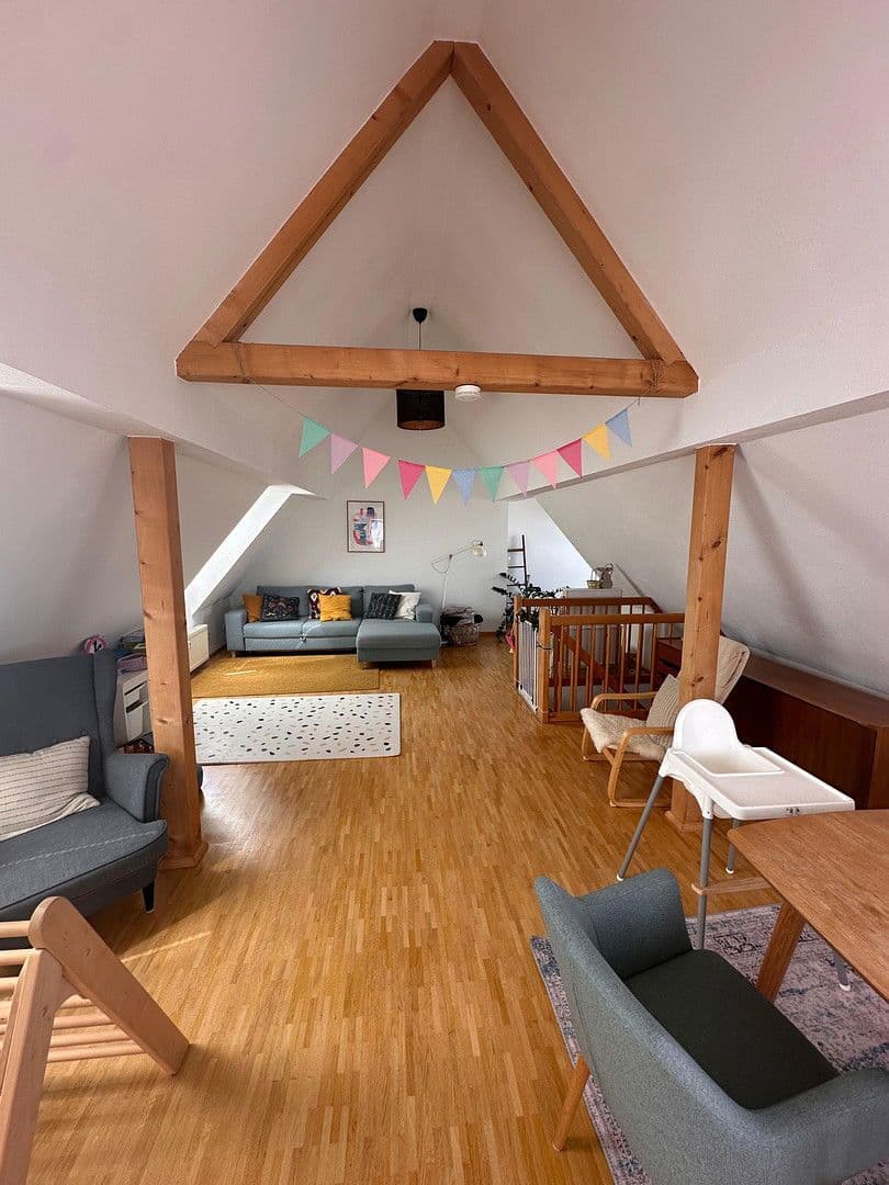 Pronájem bytu 3+1 105 m², Freudenstadt, Bádensko-Württembersko Pronájem bytu 3+1 105 m², Freudenstadt, Bádensko-Württembersko