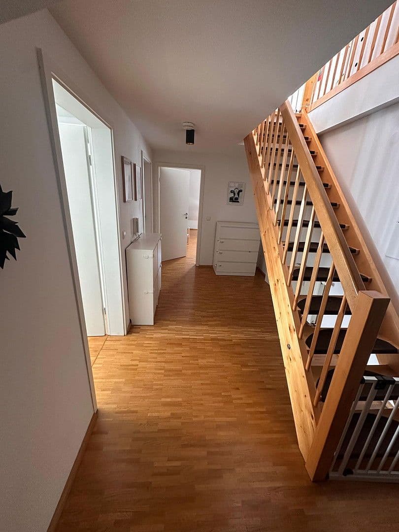 Pronájem bytu 3+1 105 m², Freudenstadt, Bádensko-Württembersko Pronájem bytu 3+1 105 m², Freudenstadt, Bádensko-Württembersko