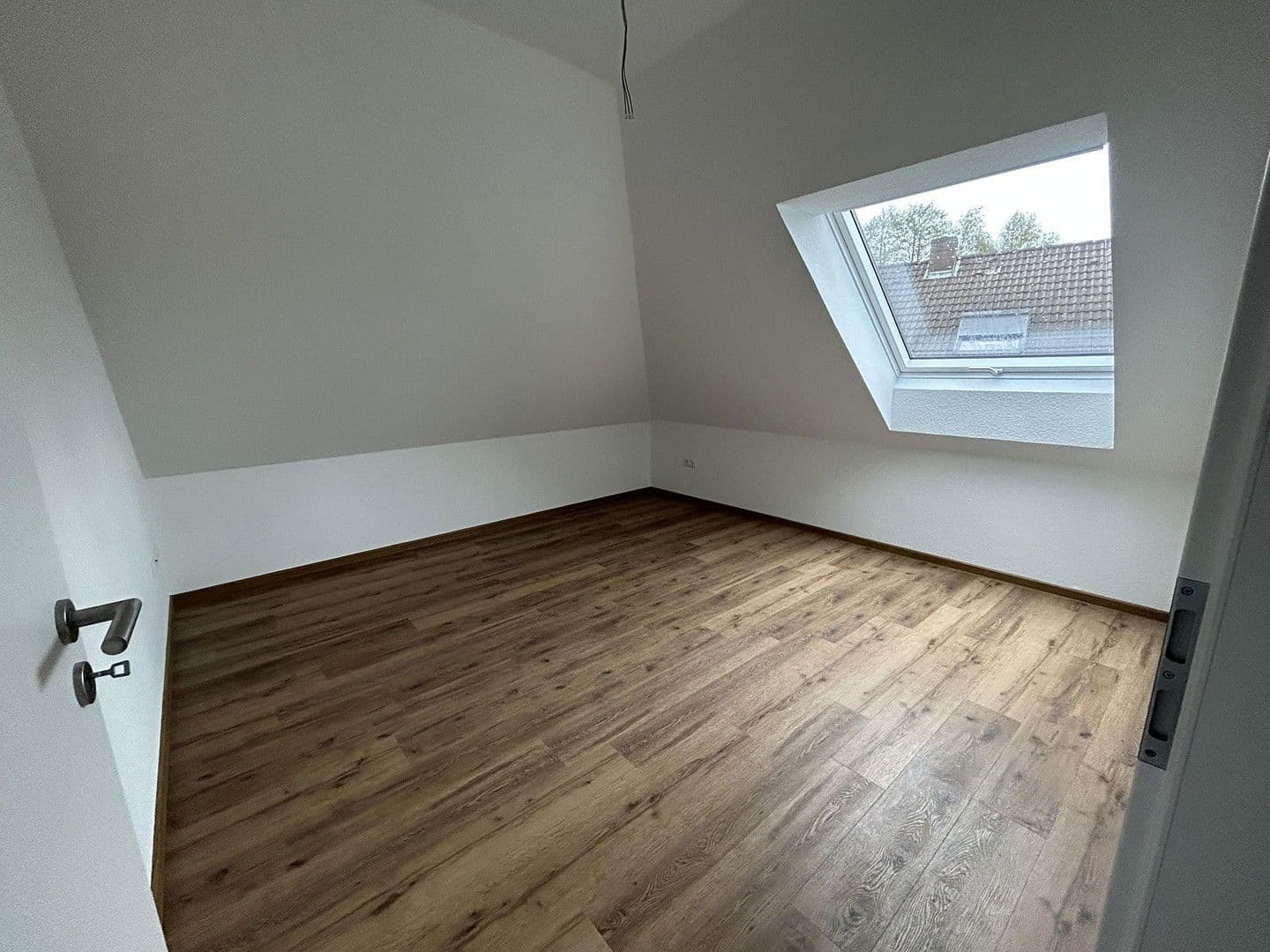 Pronájem domu 125 m², pozemek 330 m², II.Hüllenweg 20, Barßel, Dolní Sasko Pronájem domu 125 m², pozemek 330 m², II.Hüllenweg 20, Barßel, Dolní Sasko