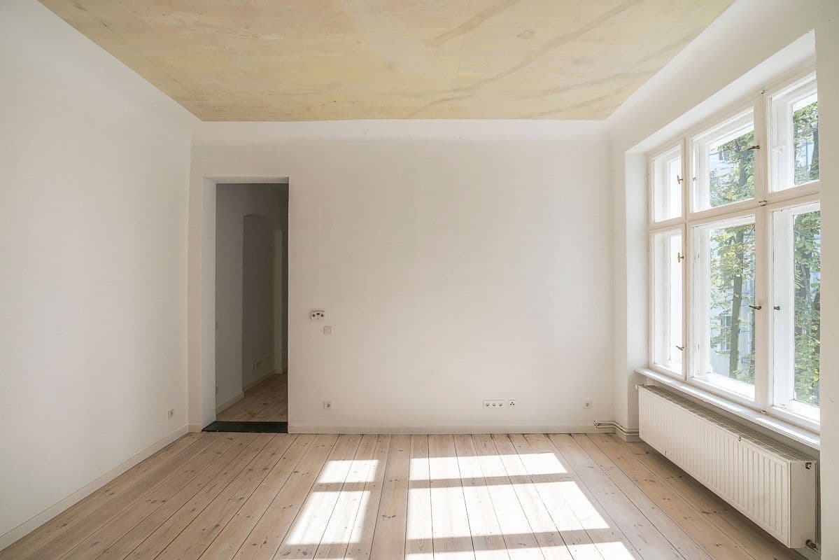 Prodej bytu 2+1 56 m², Hermannstraße 56, Berlin, Berlín Prodej bytu 2+1 56 m², Hermannstraße 56, Berlin, Berlín