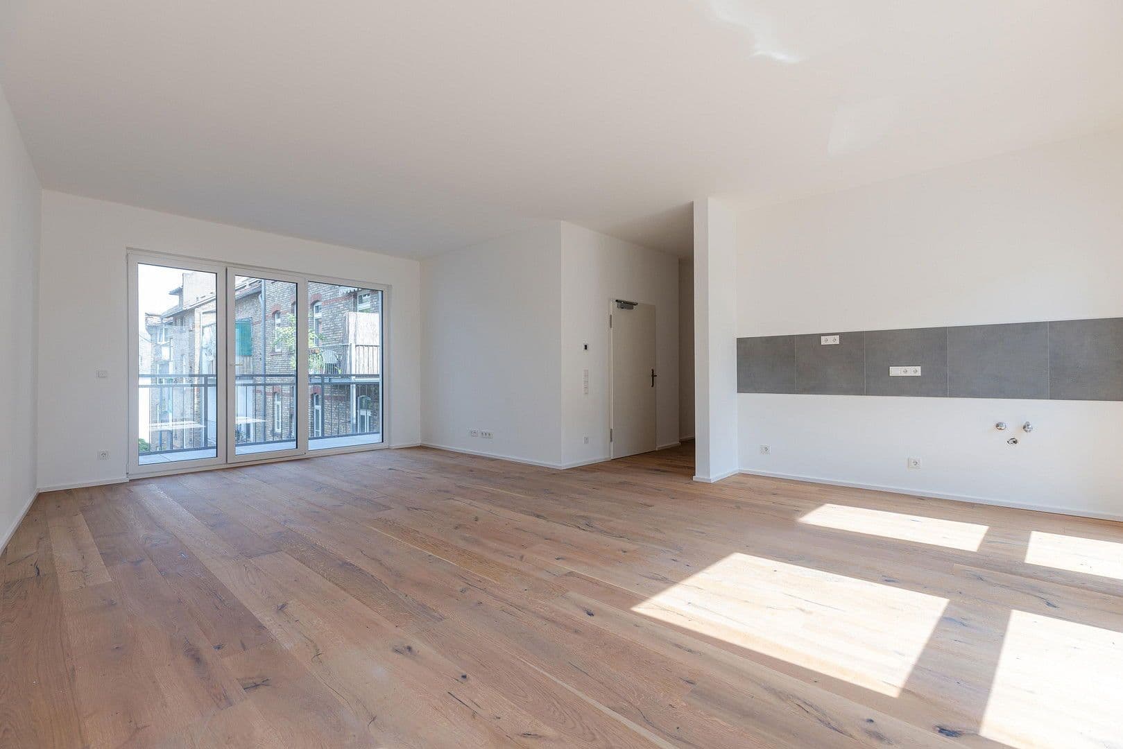 Prodej bytu 3+1 91 m², Krafftstraße 1, Offenbach, Hessen Prodej bytu 3+1 91 m², Krafftstraße 1, Offenbach, Hessen