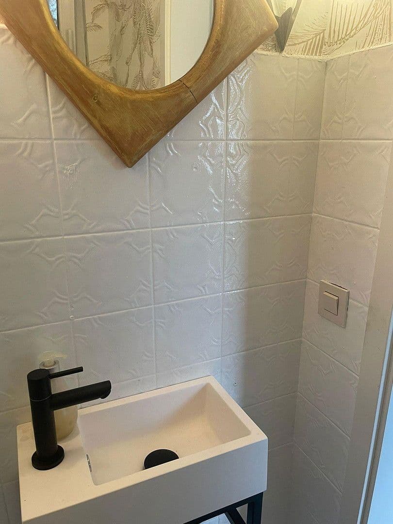 Prodej domu 187 m², pozemek 452 m², Niederkassel, Severní Porýní-Vestfálsko Prodej domu 187 m², pozemek 452 m², Niederkassel, Severní Porýní-Vestfálsko