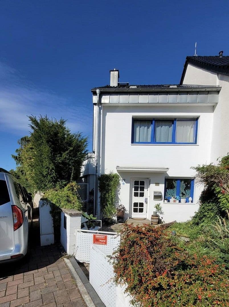 Prodej domu 187 m², pozemek 452 m², Niederkassel, Severní Porýní-Vestfálsko Prodej domu 187 m², pozemek 452 m², Niederkassel, Severní Porýní-Vestfálsko