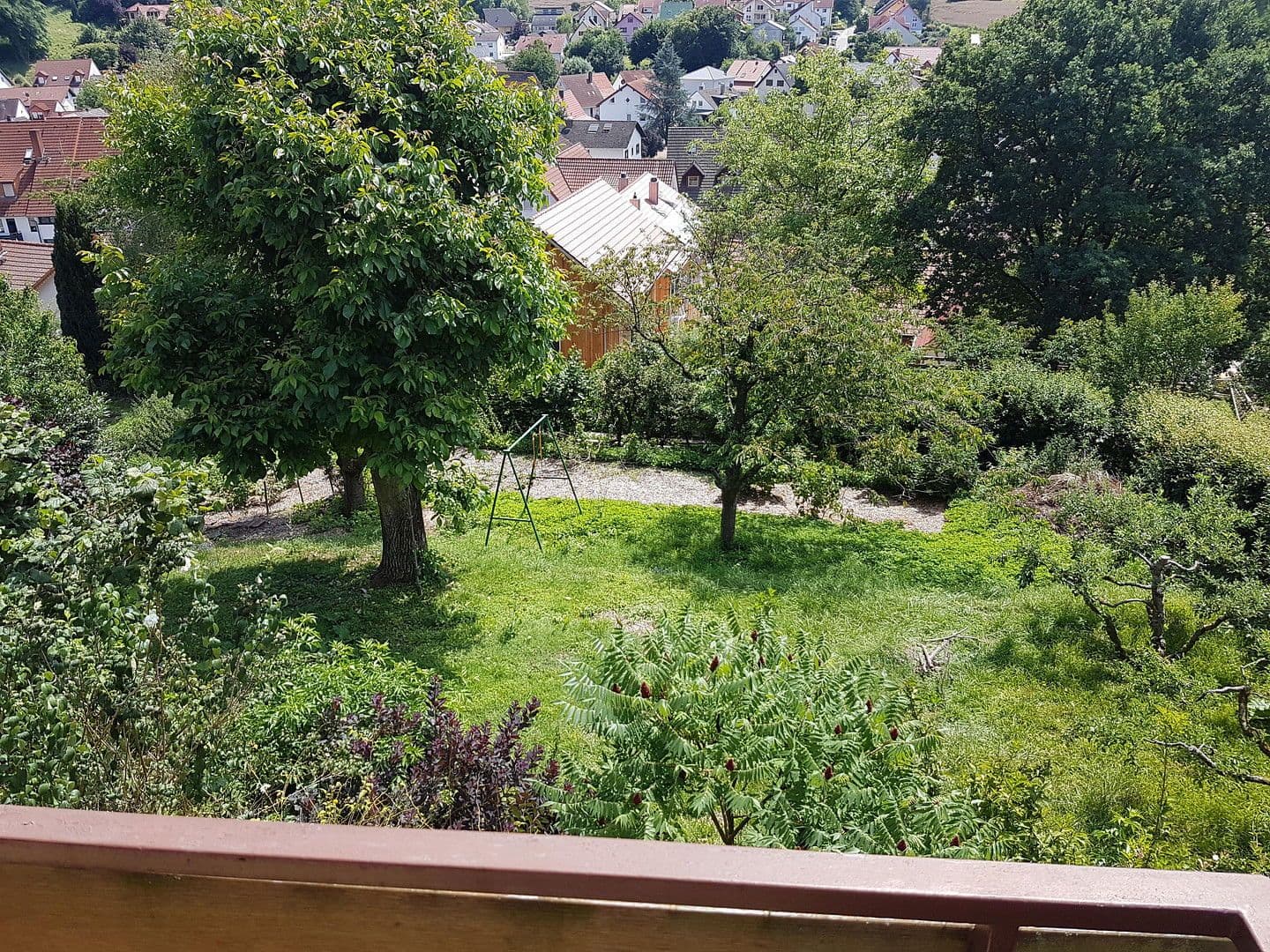 Prodej domu 222 m², pozemek 1.068 m², Panoramastraße 32, Wiesenbach, Bádensko-Württembersko Prodej domu 222 m², pozemek 1.068 m², Panoramastraße 32, Wiesenbach, Bádensko-Württembersko