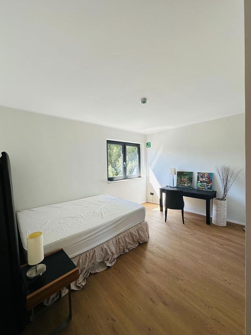 Pronájem bytu 1+1 35 m², Friedrich-Ebert-Str.82-84, Oppenheim, Porýní-Falc Pronájem bytu 1+1 35 m², Friedrich-Ebert-Str.82-84, Oppenheim, Porýní-Falc