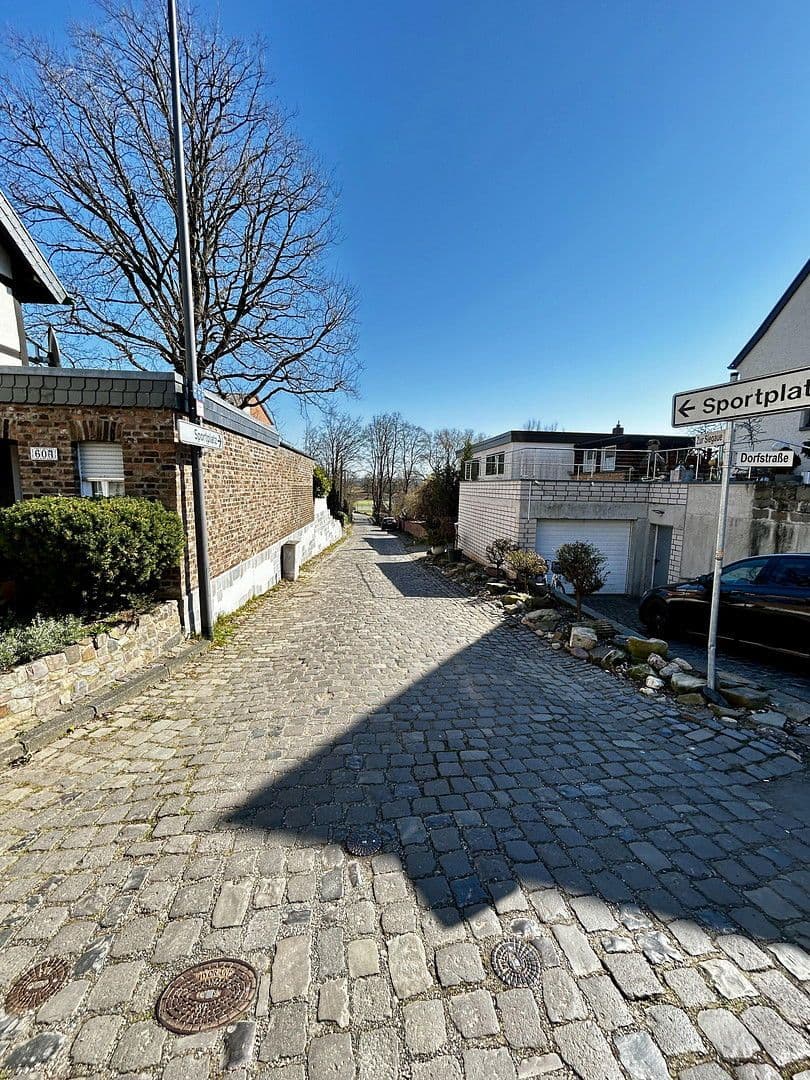 Prodej domu 826 m², pozemek 994 m², lambertusstr 36, Troisdorf, Severní Porýní-Vestfálsko Prodej domu 826 m², pozemek 994 m², lambertusstr 36, Troisdorf, Severní Porýní-Vestfálsko