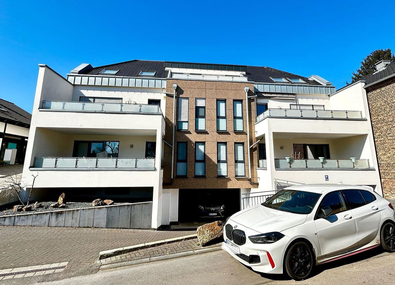 Prodej domu 826 m², pozemek 994 m², lambertusstr 36, Troisdorf, Severní Porýní-Vestfálsko Prodej domu 826 m², pozemek 994 m², lambertusstr 36, Troisdorf, Severní Porýní-Vestfálsko