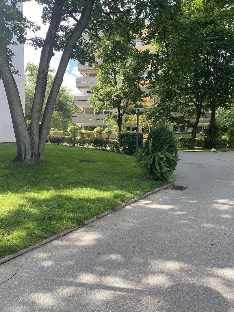 Prodej bytu 2+1 58 m², Germering, Bavorsko Prodej bytu 2+1 58 m², Germering, Bavorsko