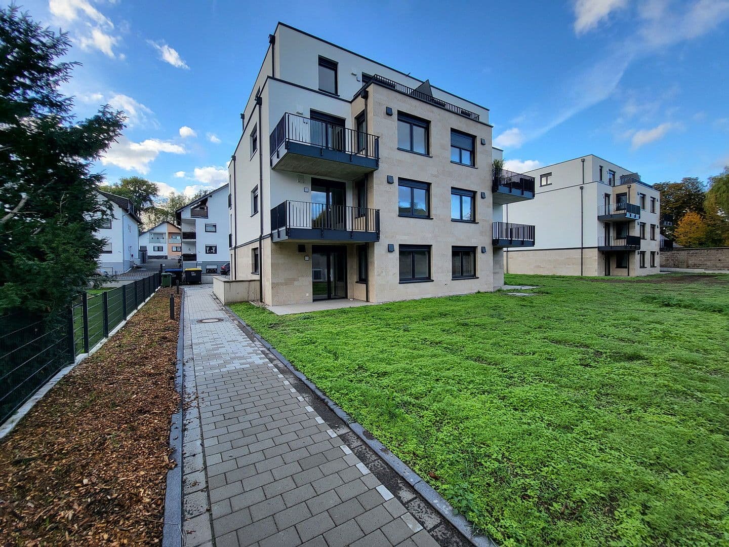 Pronájem bytu 2+1 78 m², Köln, Severní Porýní-Vestfálsko Pronájem bytu 2+1 78 m², Köln, Severní Porýní-Vestfálsko