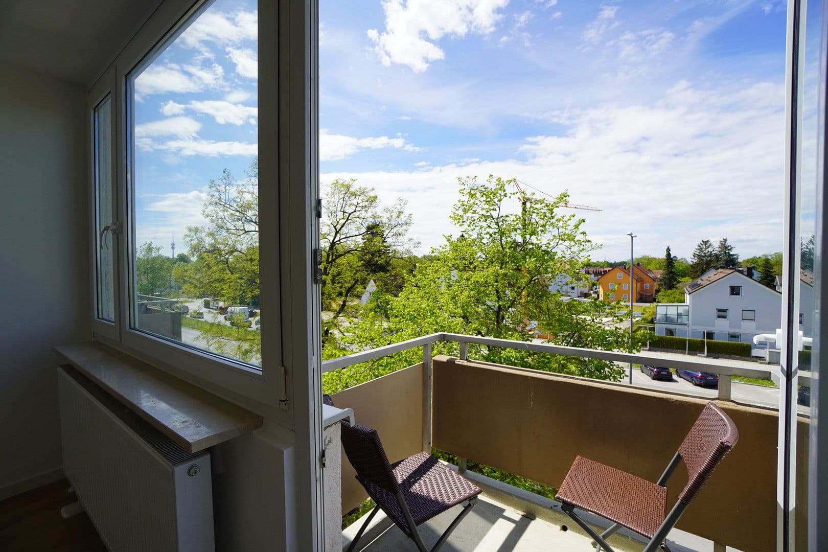 Pronájem bytu 1+1 33 m², Schleißheimer Str. 442, München, Bavorsko Pronájem bytu 1+1 33 m², Schleißheimer Str. 442, München, Bavorsko