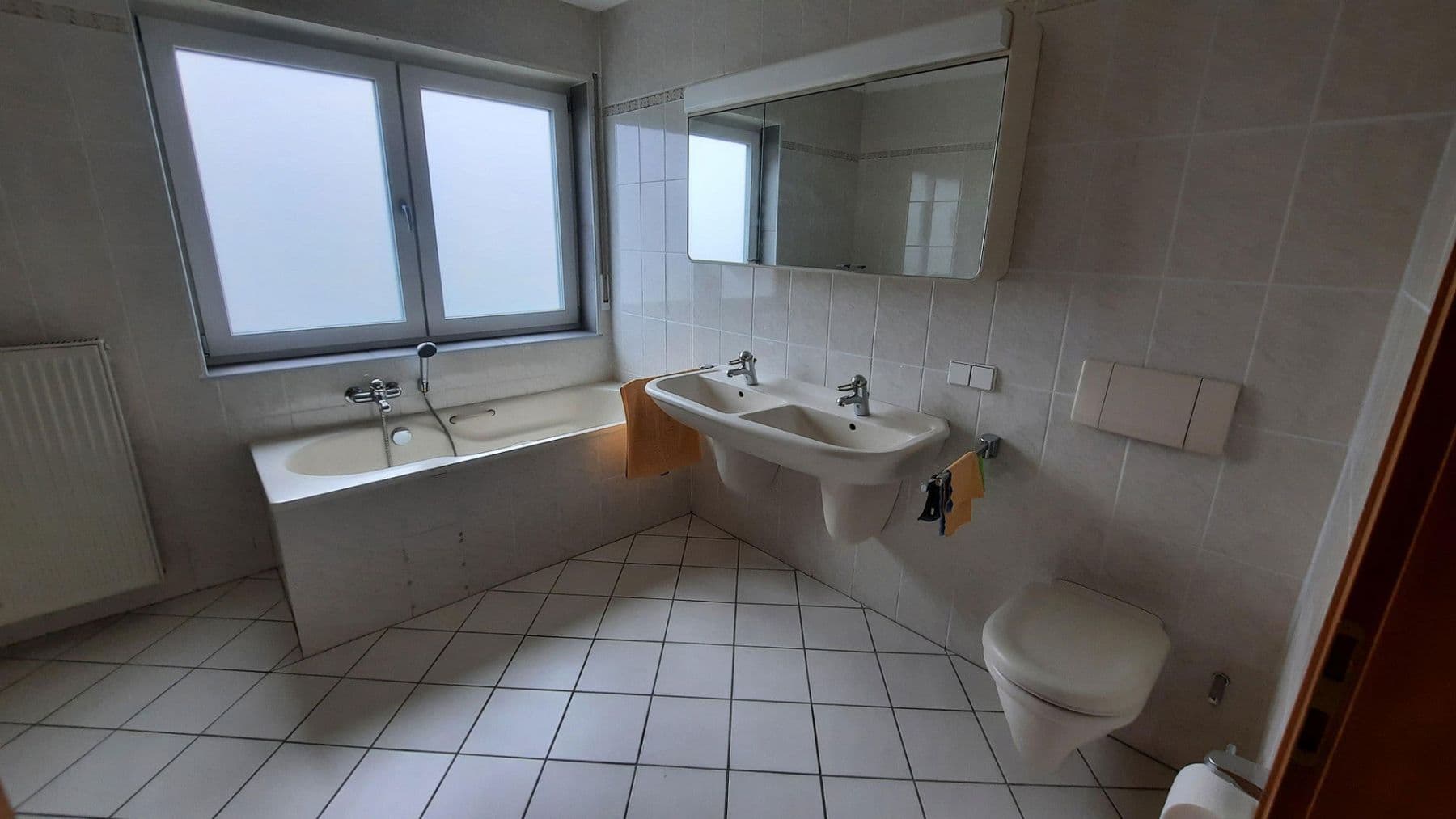 Pronájem bytu 3+kk 140 m², Hennenhecke 1, Hettenleidelheim, Porýní-Falc Pronájem bytu 3+kk 140 m², Hennenhecke 1, Hettenleidelheim, Porýní-Falc