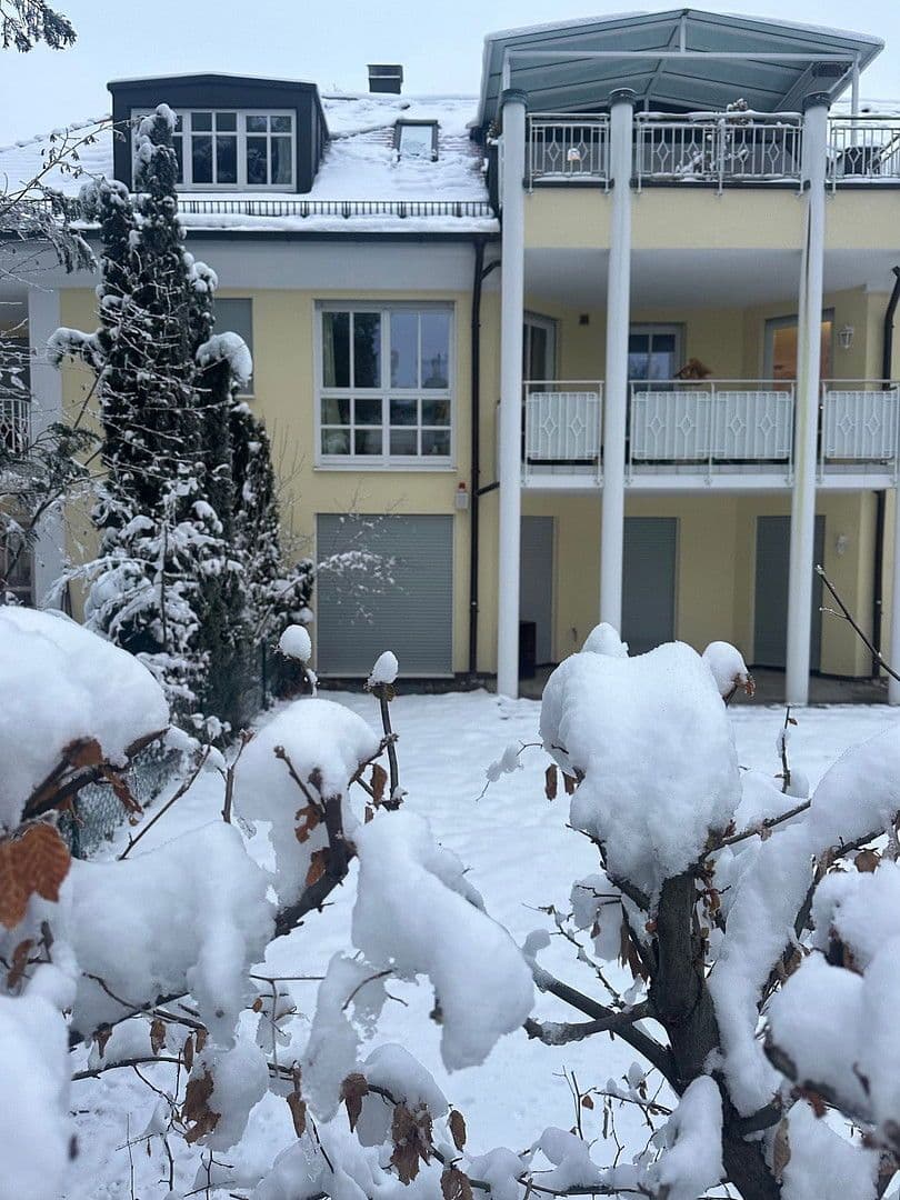 Pronájem bytu 2+1 77 m², Sollner Str. 81, München, Bavorsko Pronájem bytu 2+1 77 m², Sollner Str. 81, München, Bavorsko