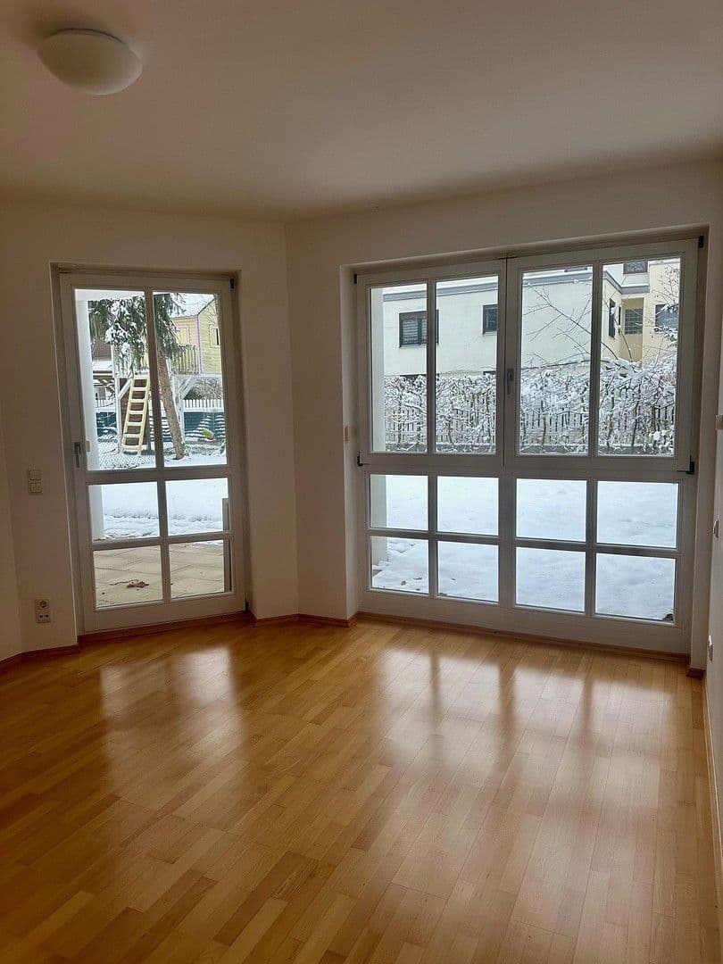 Pronájem bytu 2+1 77 m², Sollner Str. 81, München, Bavorsko Pronájem bytu 2+1 77 m², Sollner Str. 81, München, Bavorsko