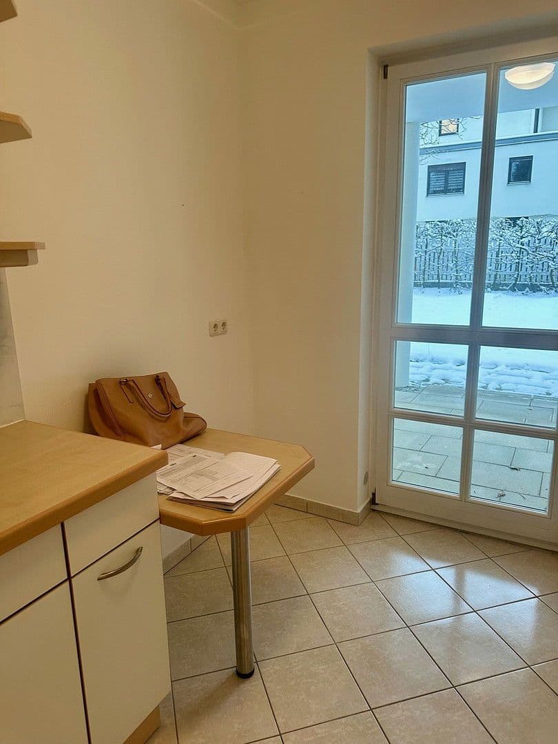 Pronájem bytu 2+1 77 m², Sollner Str. 81, München, Bavorsko Pronájem bytu 2+1 77 m², Sollner Str. 81, München, Bavorsko