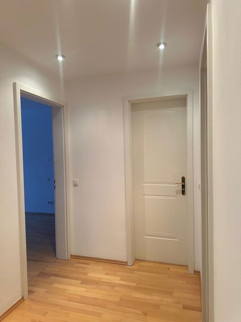 Pronájem bytu 2+1 77 m², Sollner Str. 81, München, Bavorsko Pronájem bytu 2+1 77 m², Sollner Str. 81, München, Bavorsko