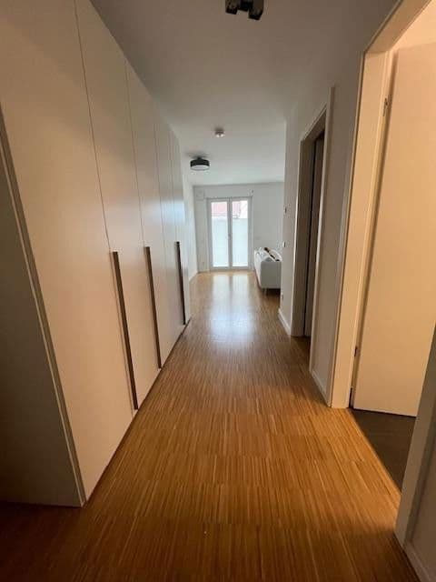 Pronájem bytu 1+1 41 m², Frankfurt, Hessen Pronájem bytu 1+1 41 m², Frankfurt, Hessen