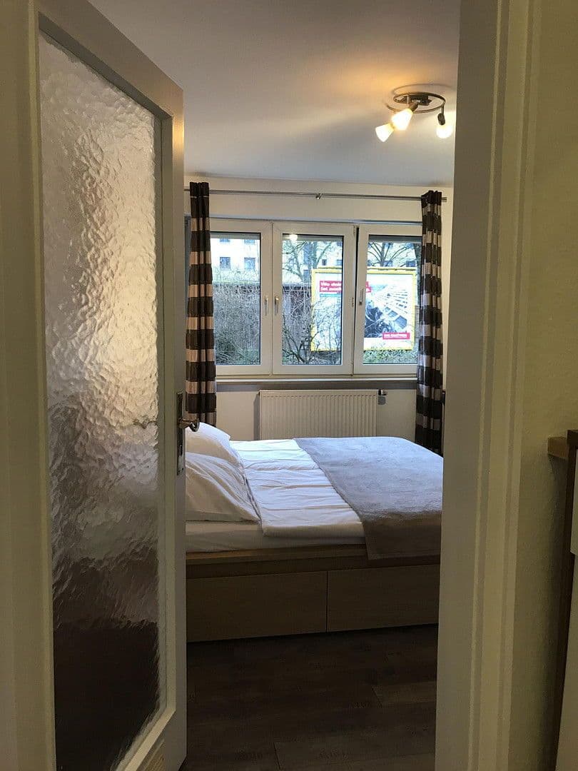 Pronájem bytu 2+1 44 m², Martin Behaim Str. 2, München, Bavorsko Pronájem bytu 2+1 44 m², Martin Behaim Str. 2, München, Bavorsko