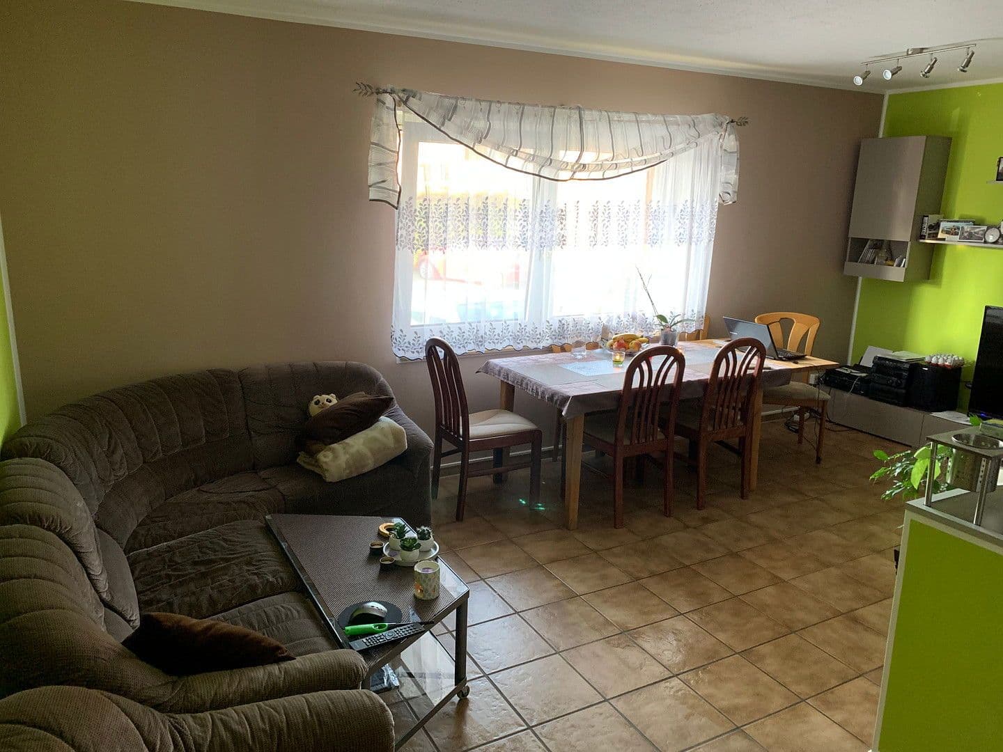 Pronájem bytu 2+1 65 m², Am Langen Weiher 3, Kerpen, Severní Porýní-Vestfálsko Pronájem bytu 2+1 65 m², Am Langen Weiher 3, Kerpen, Severní Porýní-Vestfálsko