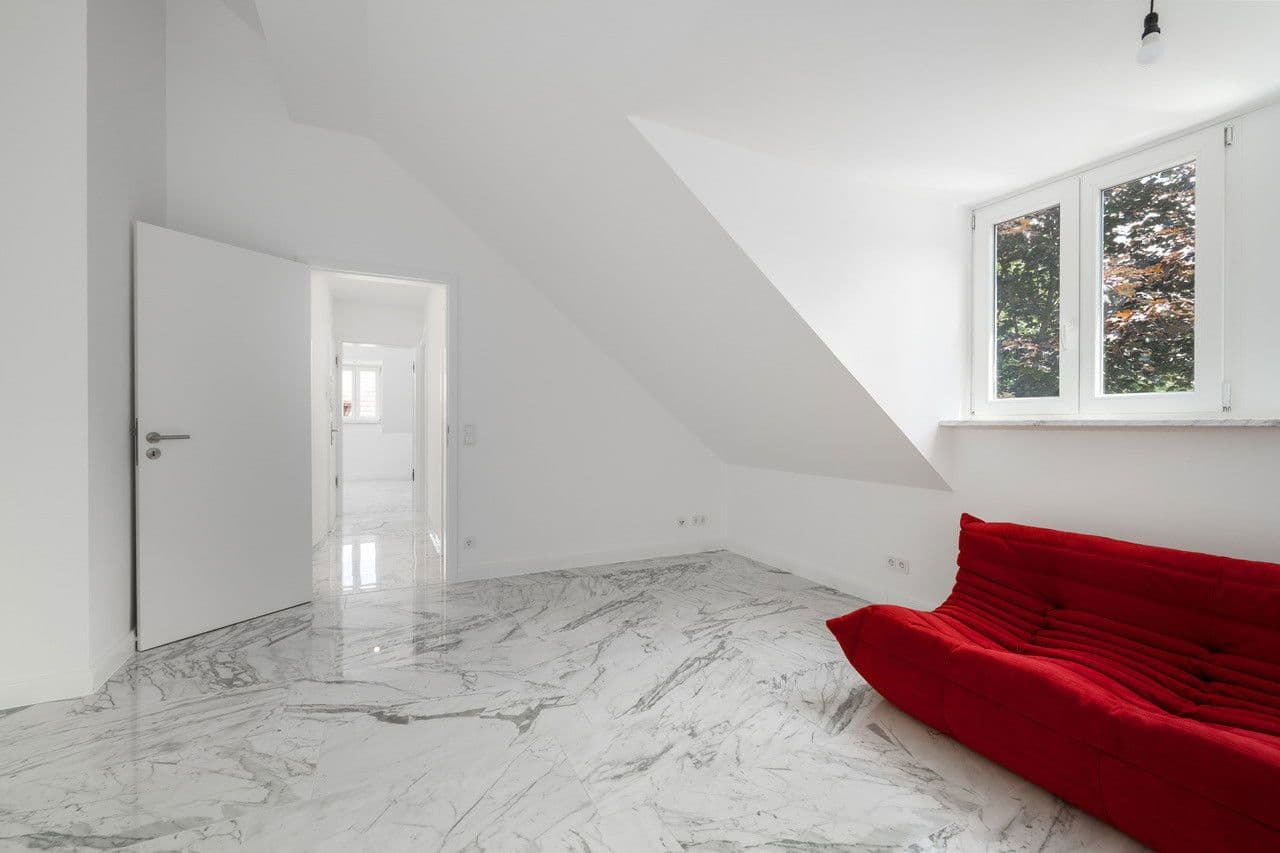 Pronájem bytu 2+1 56 m², Jasminstrasse 3, München, Bavorsko Pronájem bytu 2+1 56 m², Jasminstrasse 3, München, Bavorsko