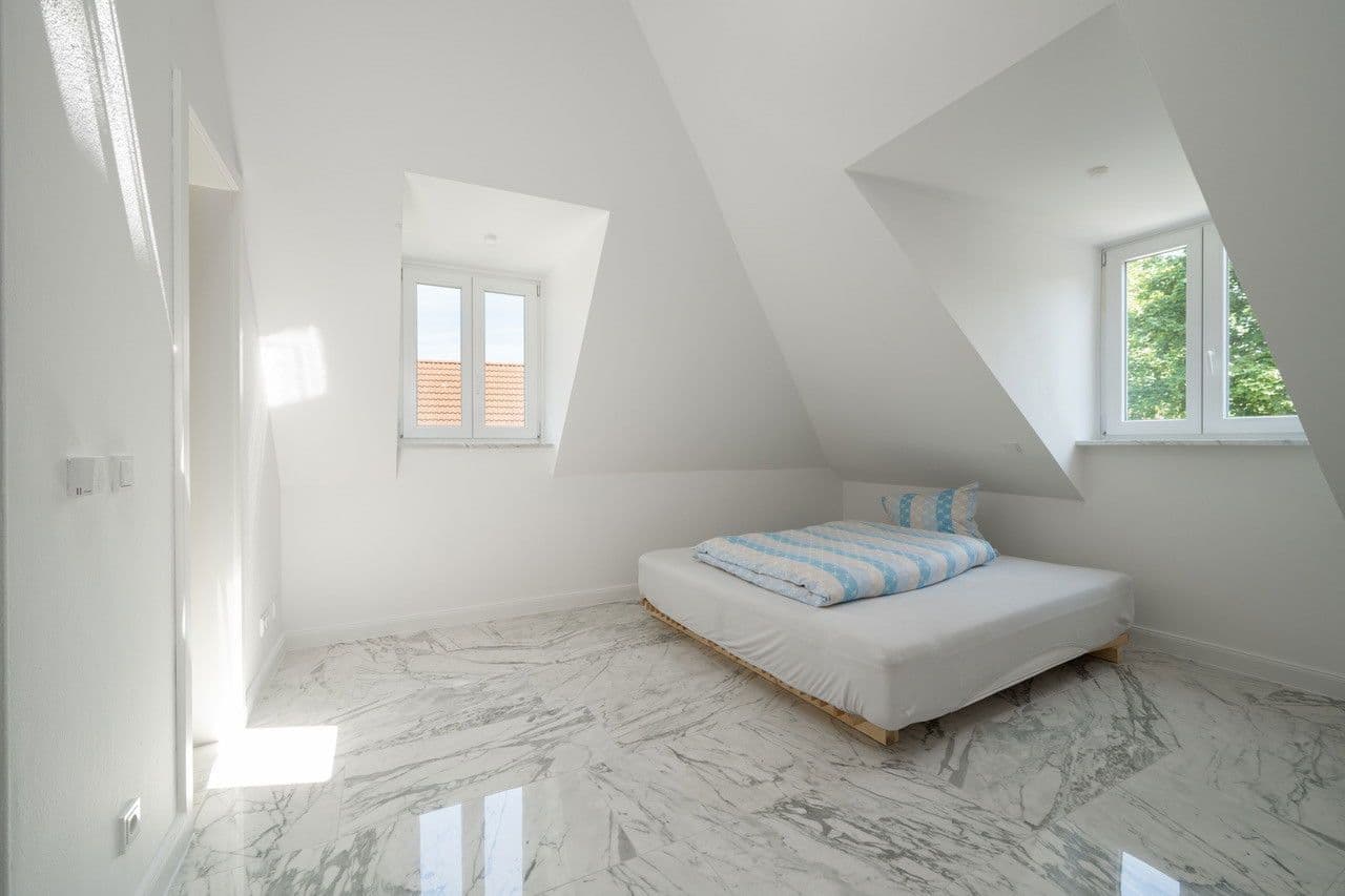 Pronájem bytu 2+1 56 m², Jasminstrasse 3, München, Bavorsko Pronájem bytu 2+1 56 m², Jasminstrasse 3, München, Bavorsko