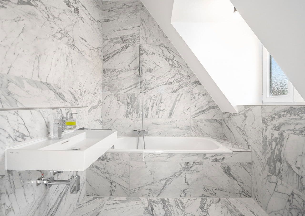 Pronájem bytu 2+1 56 m², Jasminstrasse 3, München, Bavorsko Pronájem bytu 2+1 56 m², Jasminstrasse 3, München, Bavorsko