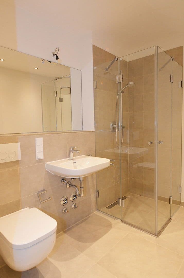 Pronájem bytu 2+1 67 m², Metropolitan Park 22, Berlin, Berlín Pronájem bytu 2+1 67 m², Metropolitan Park 22, Berlin, Berlín