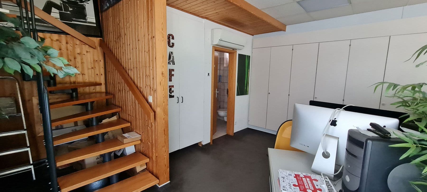 Pronájem kanceláře 90 m², Duisburg, Severní Porýní-Vestfálsko Pronájem kanceláře 90 m², Duisburg, Severní Porýní-Vestfálsko