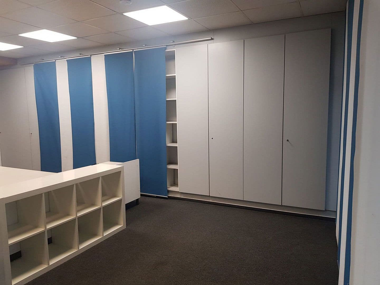 Pronájem kanceláře 90 m², Duisburg, Severní Porýní-Vestfálsko Pronájem kanceláře 90 m², Duisburg, Severní Porýní-Vestfálsko