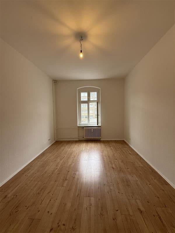 Pronájem bytu 3+1 98 m², Magdalenenstraße 21, Berlin, Berlín Pronájem bytu 3+1 98 m², Magdalenenstraße 21, Berlin, Berlín