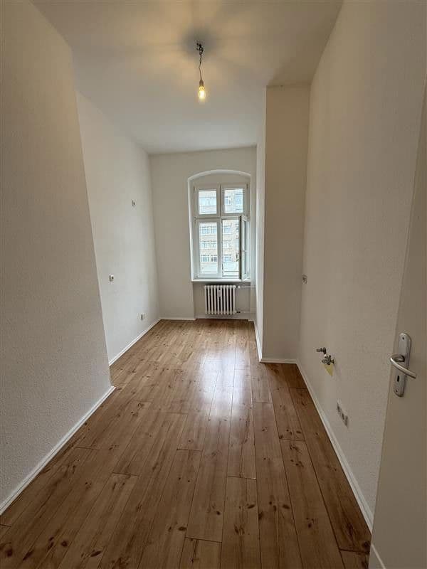 Pronájem bytu 3+1 98 m², Magdalenenstraße 21, Berlin, Berlín Pronájem bytu 3+1 98 m², Magdalenenstraße 21, Berlin, Berlín
