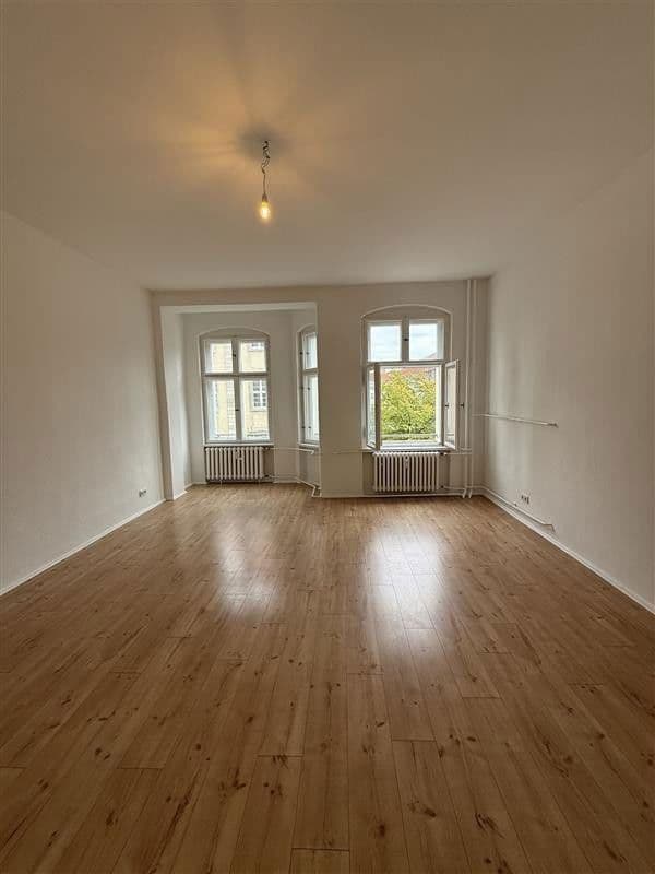 Pronájem bytu 3+1 98 m², Magdalenenstraße 21, Berlin, Berlín Pronájem bytu 3+1 98 m², Magdalenenstraße 21, Berlin, Berlín