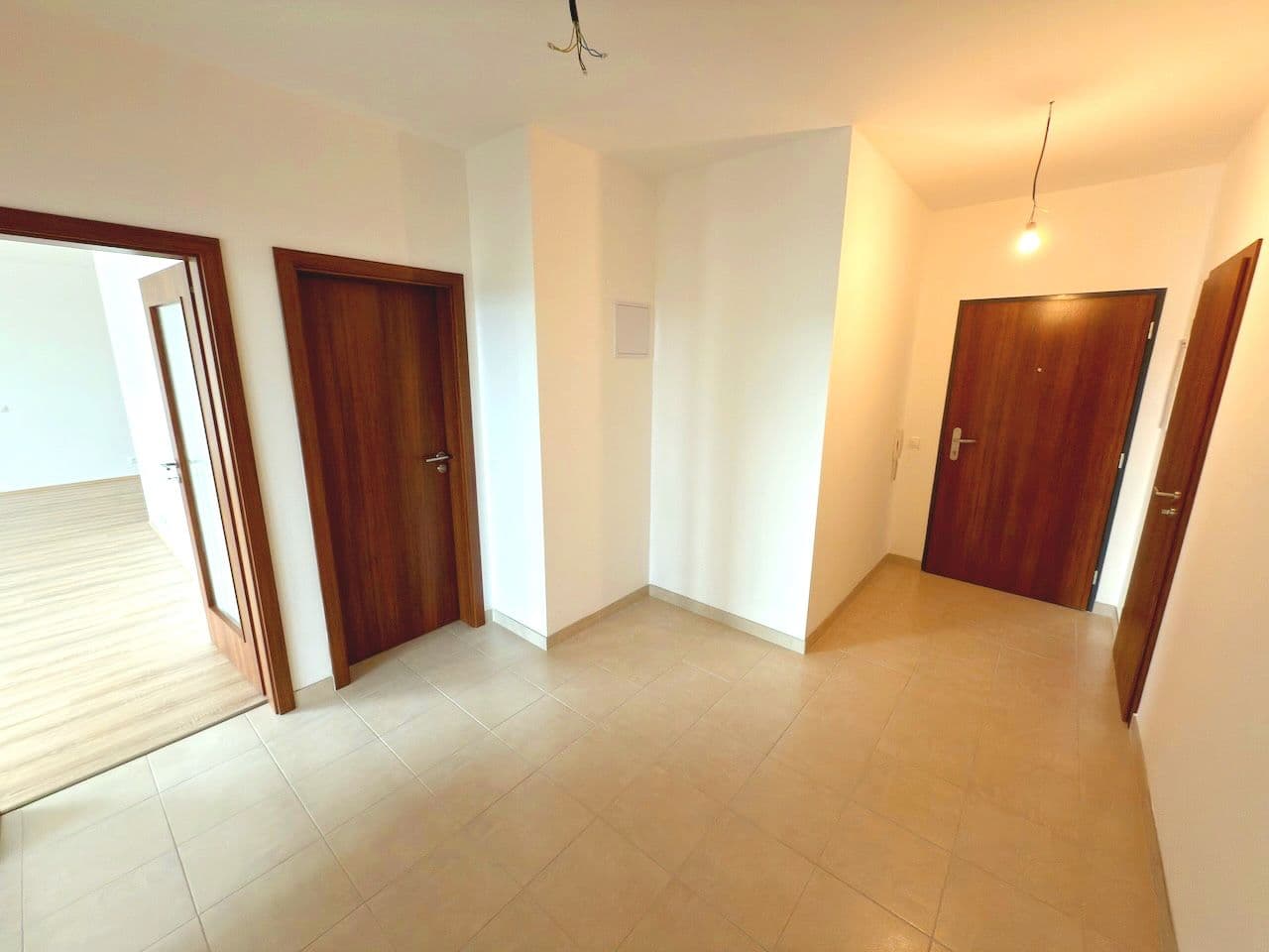 Prodej bytu 2+kk 72 m², Nárožní, Praha, Praha Prodej bytu 2+kk 72 m², Nárožní, Praha, Praha