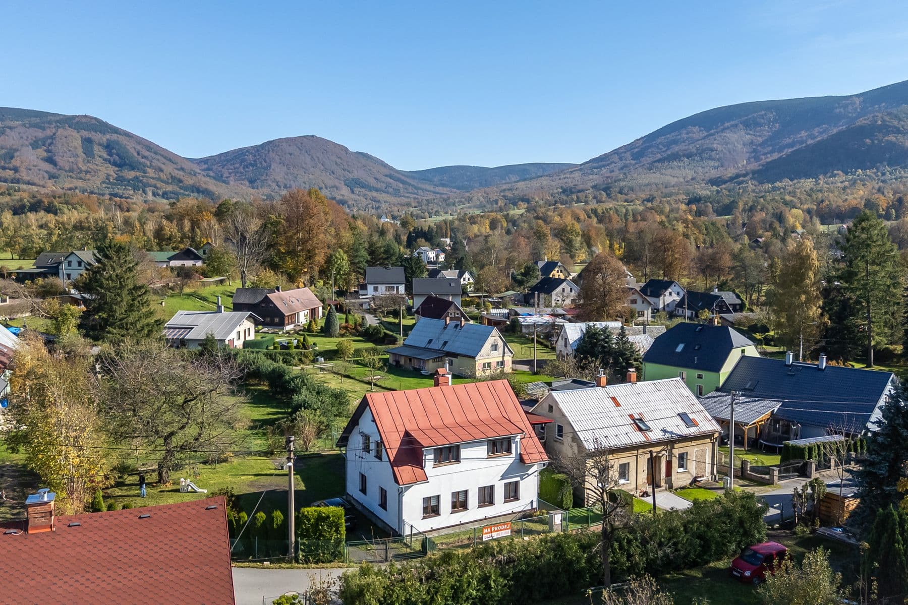 Prodej domu 220 m², pozemek 1.945 m², Hejnice, Liberecký kraj Prodej domu 220 m², pozemek 1.945 m², Hejnice, Liberecký kraj