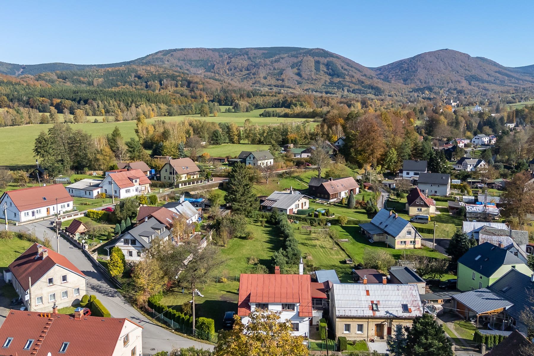 Prodej domu 220 m², pozemek 1.945 m², Hejnice, Liberecký kraj Prodej domu 220 m², pozemek 1.945 m², Hejnice, Liberecký kraj