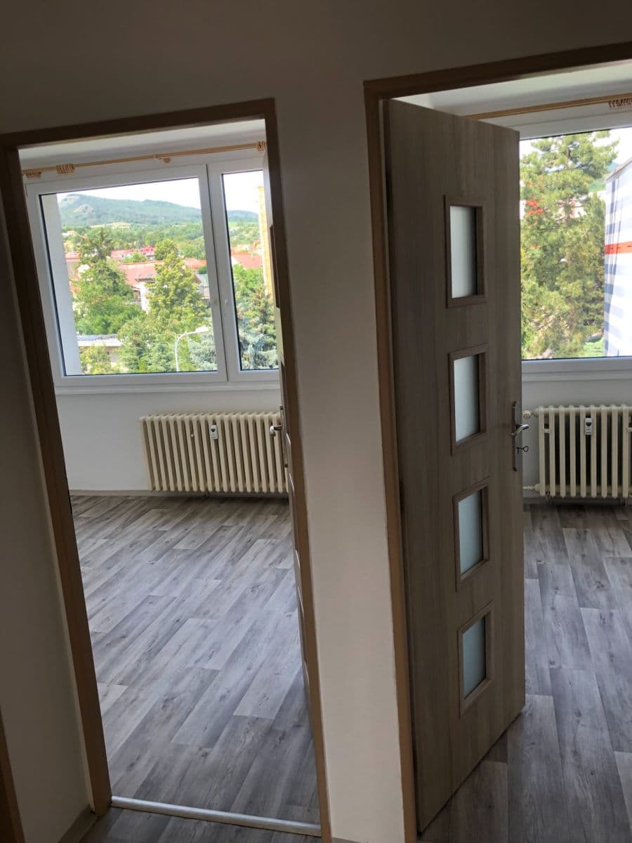 Pronájem bytu 3+1 60 m², Revoluční, Litoměřice, Ústecký kraj Pronájem bytu 3+1 60 m², Revoluční, Litoměřice, Ústecký kraj